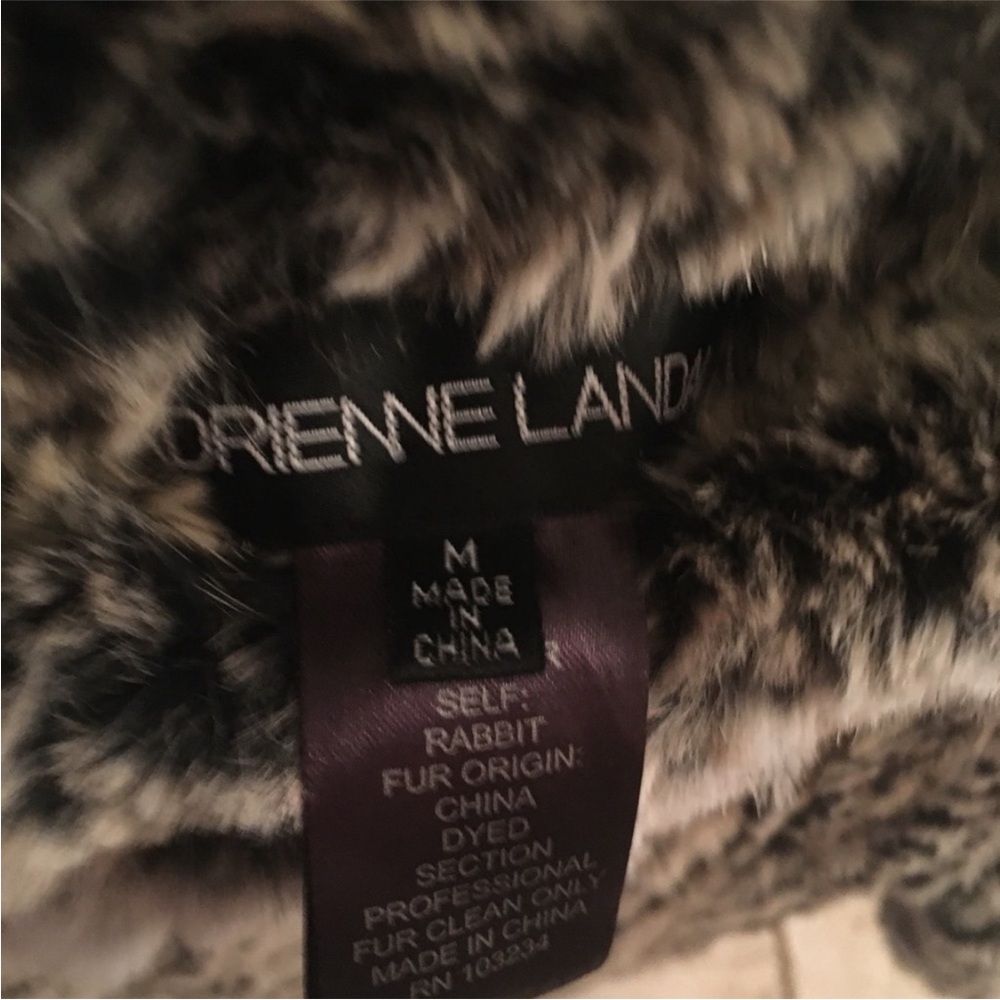 Donated Rabbit pullover - Picture 3 of 3